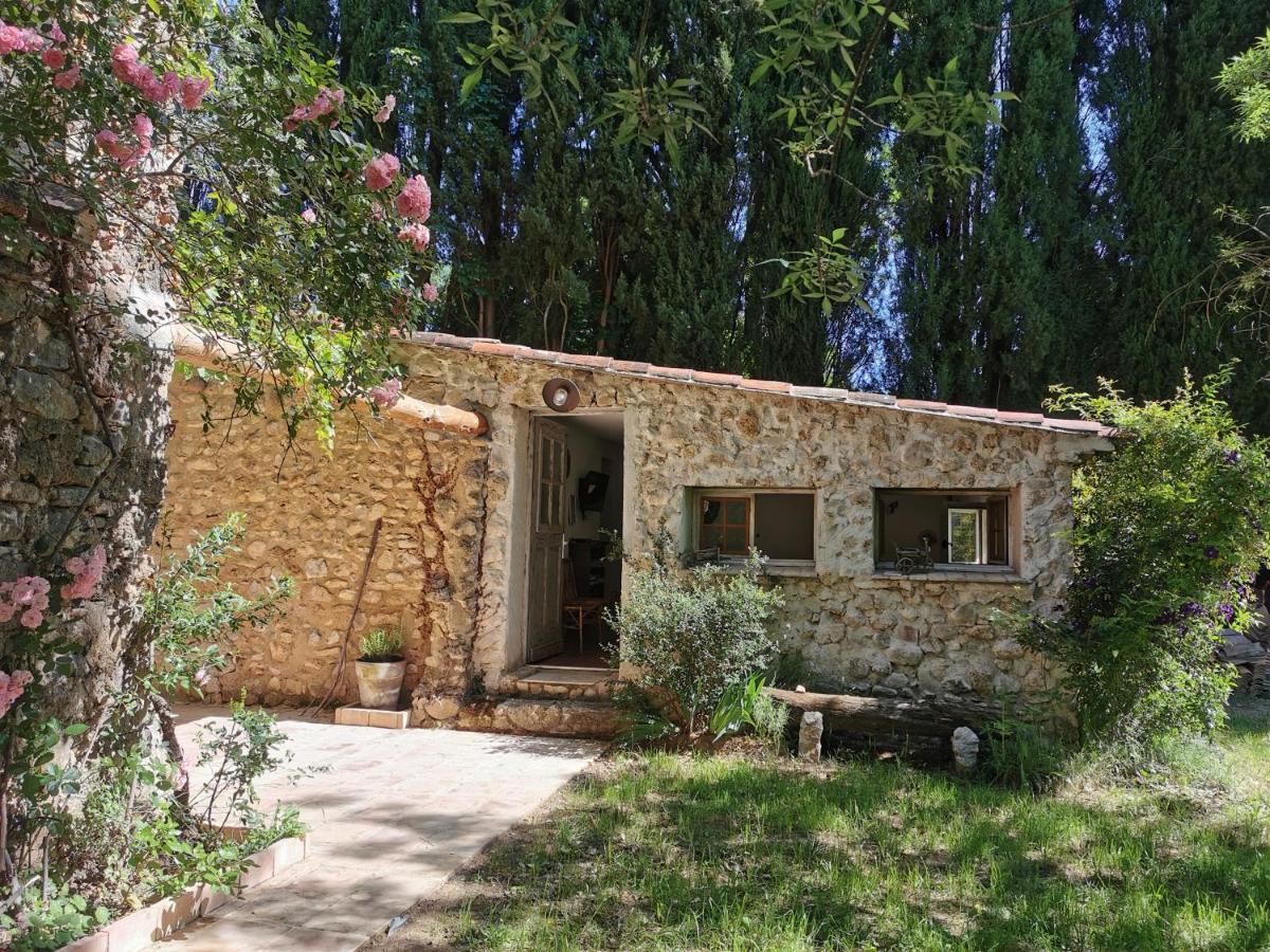 La Bastide Du Capelier - Chambres D'Hotes Avec Baignoire Balneotherapie - 3 Etoiles Salernes Exteriér fotografie